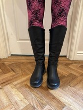 Heavenly Feet Tall Ohio Black